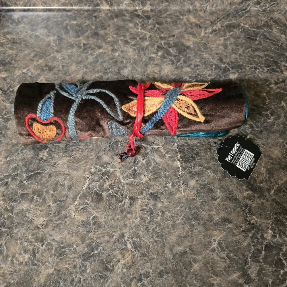 NWT Pier 1 Embroidered Rolled With Satin Lining Jewelry Travel Bag